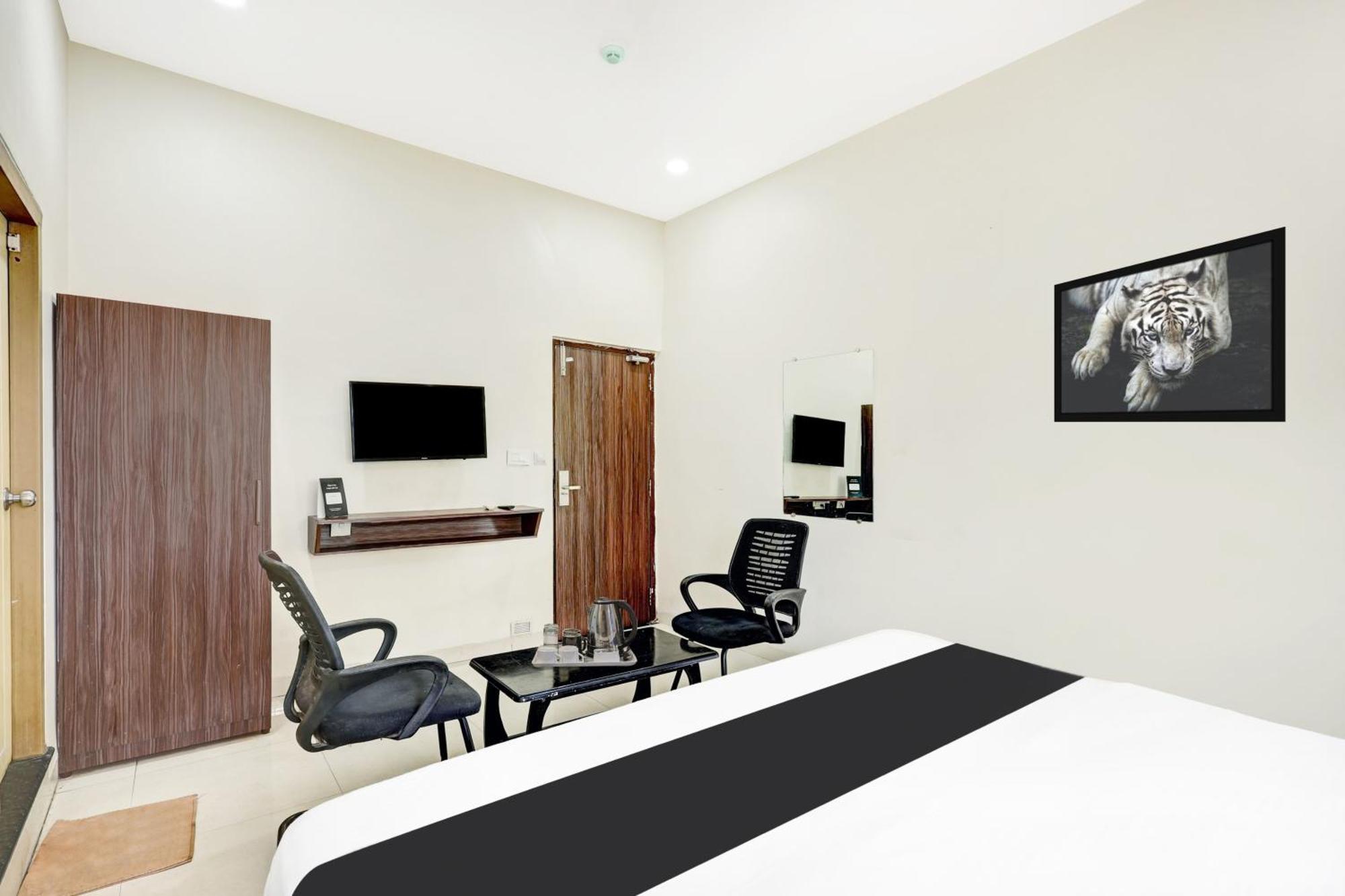 Super Collection O Dabagardens Near Beach Road Visakhapatnam Bagian luar foto