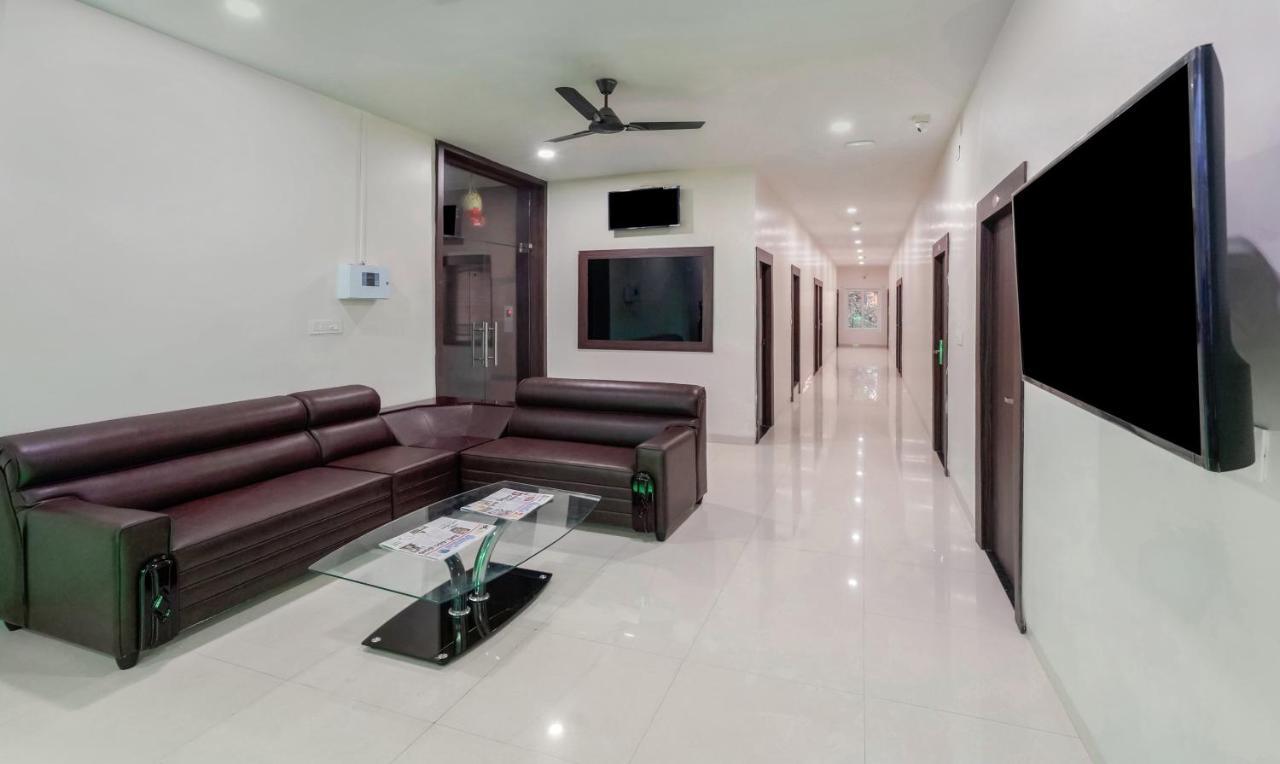 Super Collection O Dabagardens Near Beach Road Visakhapatnam Bagian luar foto